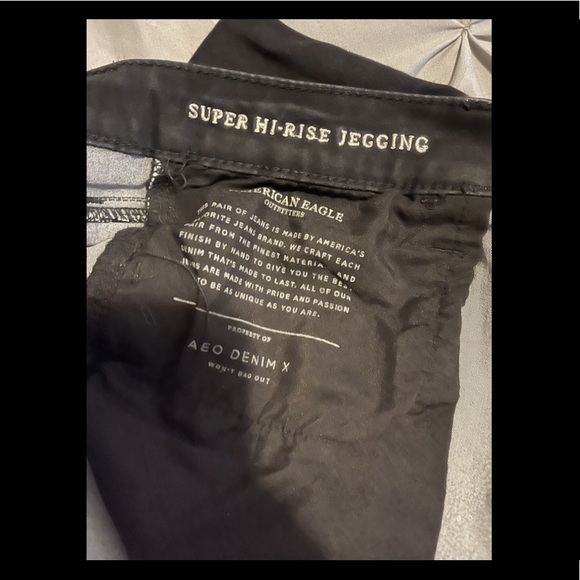 American Eagle Jeans - Picture 4 of 5
